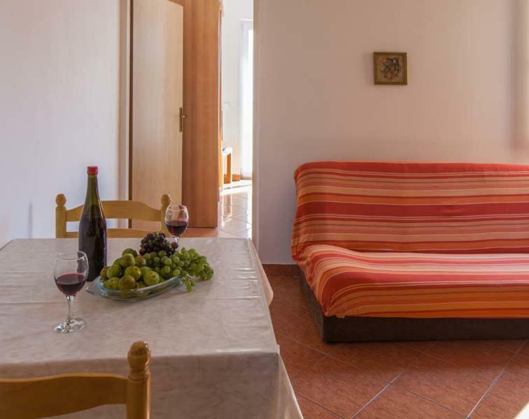 Apartmani Mudronja Murter Exterior photo